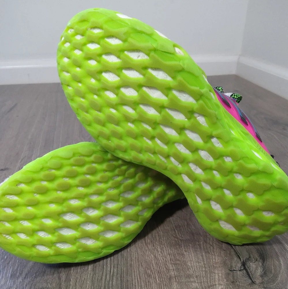 Adidas Ultraboost Web DNA J Youth Size 5 Pink/white/green With Box! - Picture 6 of 9